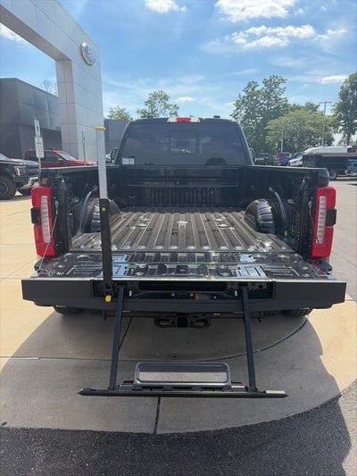2026 Ford F-350 Lariat DRW