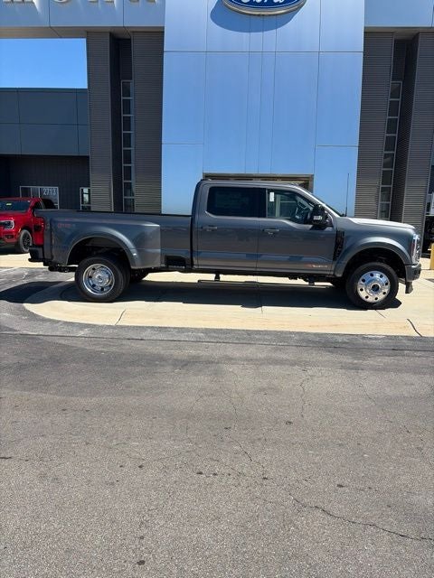 2026 Ford F-450 Platinum