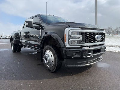 2023 Ford F-450 Lariat DRW