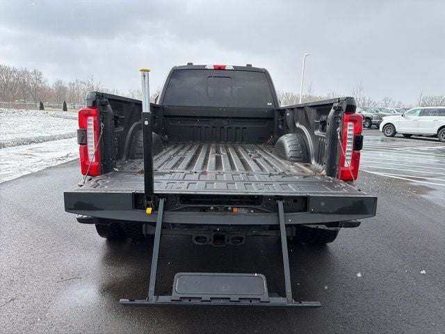 2023 Ford F-450 Lariat DRW