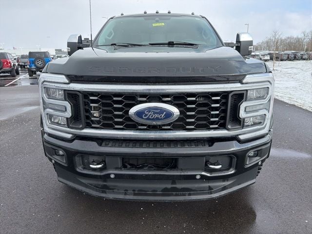 2023 Ford F-450 Lariat DRW
