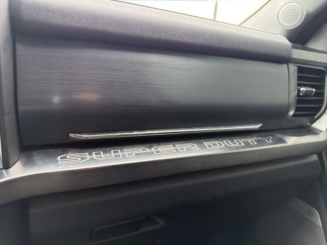 2023 Ford F-450 Lariat DRW