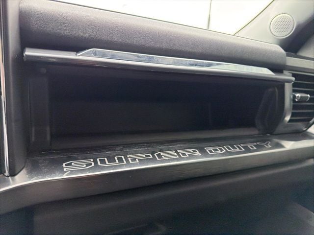 2023 Ford F-450 Lariat DRW