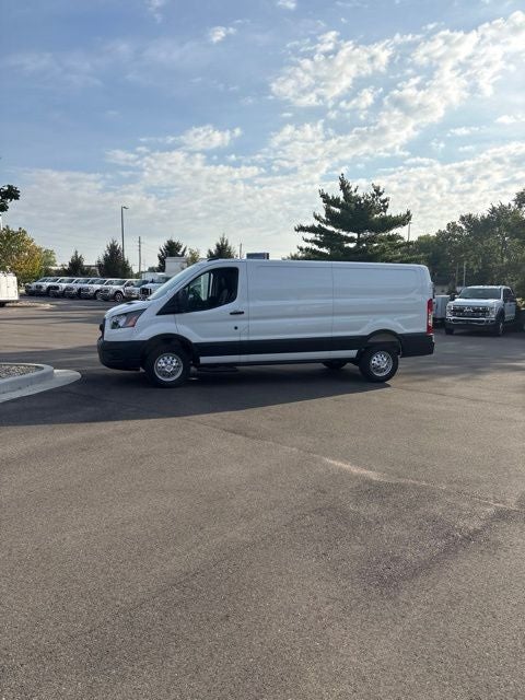 2027 Ford Transit-250 Base