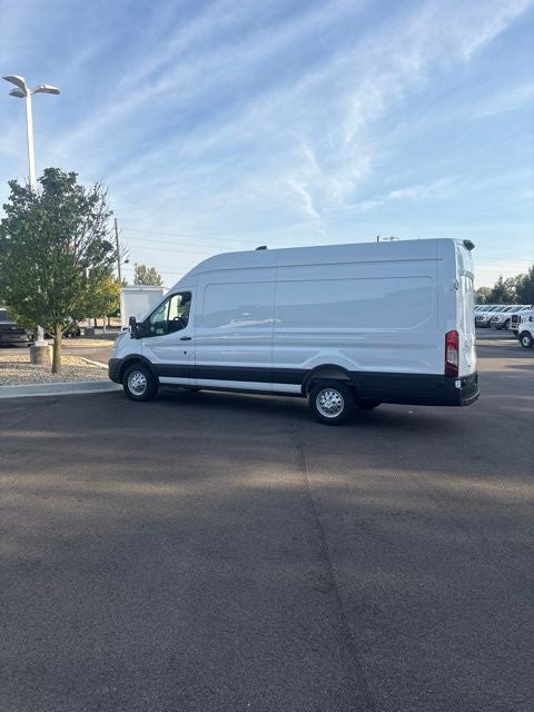 2027 Ford Transit-250 Base