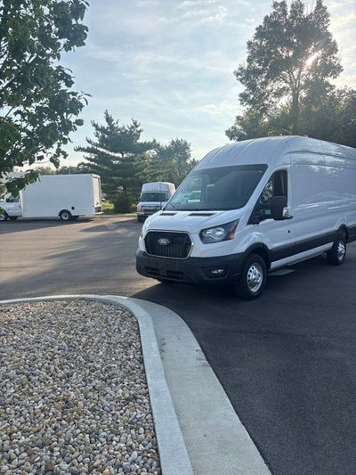 2027 Ford Transit-250 Base