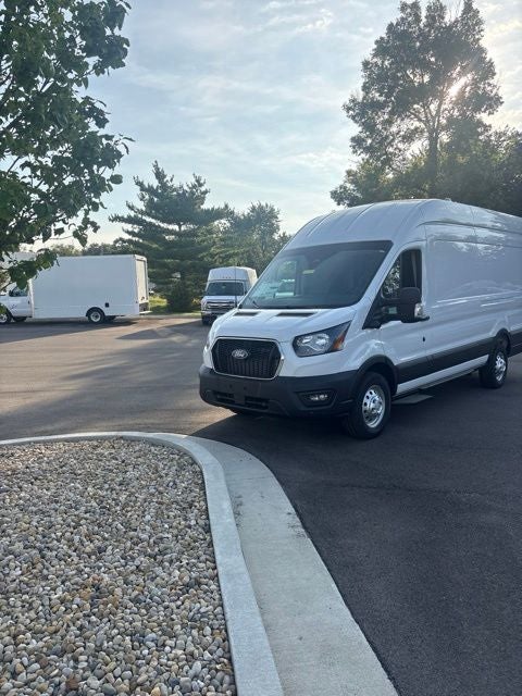 2027 Ford Transit-250 Base
