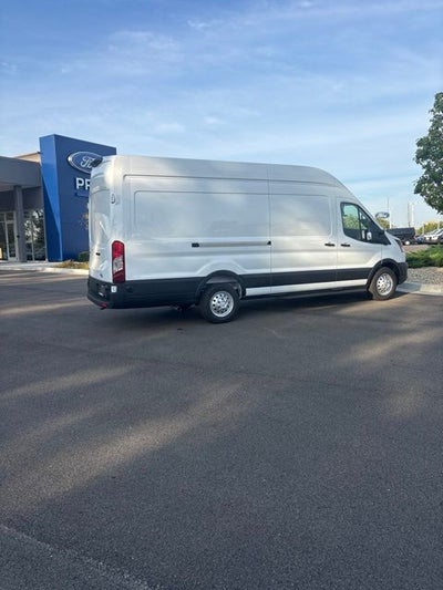 2027 Ford Transit-250 Base
