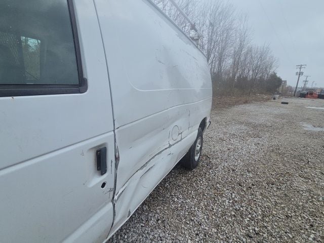 2003 Ford E-250 Commercial