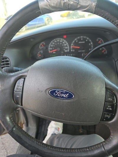 2003 Ford F-150 XLT