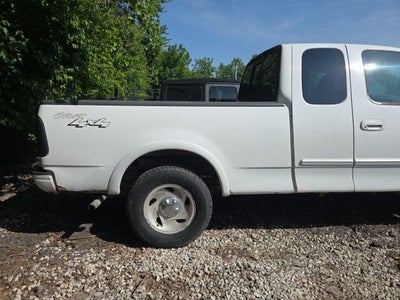 2001 Ford F-150 XLT