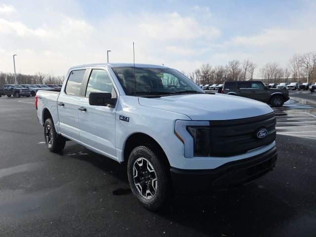 2024 Ford F-150 Lightning Pro