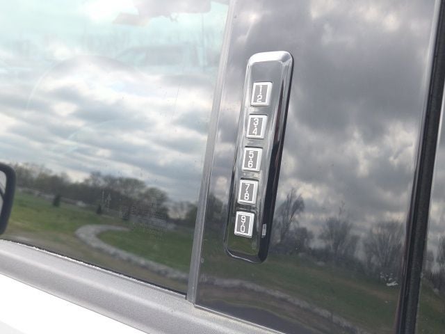 2023 Ford F-150 Lightning XLT