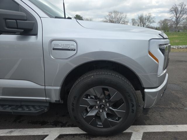 2023 Ford F-150 Lightning XLT