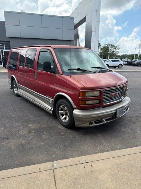 2002 GMC Savana G1500 135 WB