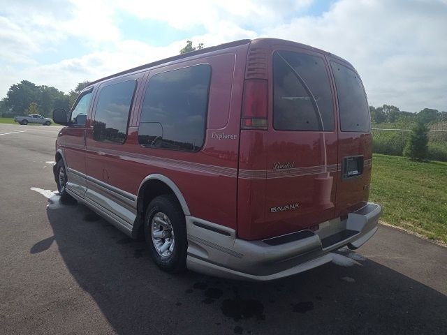 2002 GMC Savana G1500 135 WB