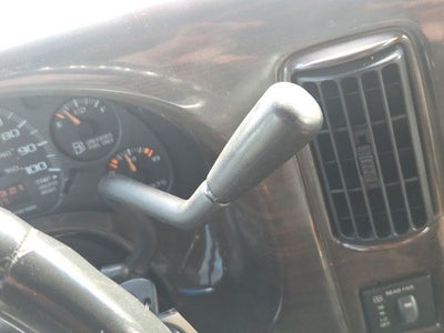 2002 GMC Savana G1500 135 WB