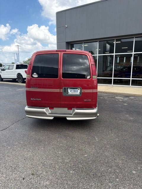 2002 GMC Savana G1500 135 WB