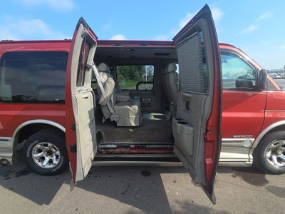 2002 GMC Savana G1500 135 WB