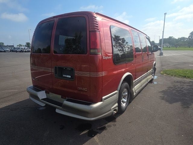 2002 GMC Savana G1500 135 WB