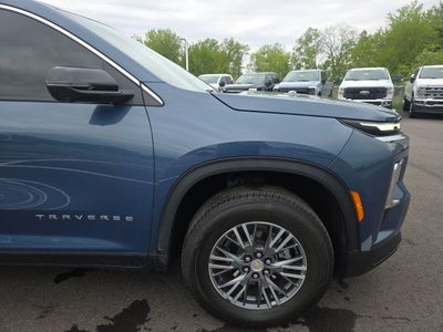 2024 Chevrolet Traverse LT