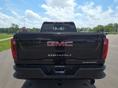 2024 GMC Sierra 2500HD Denali