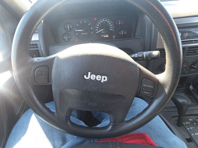 2004 Jeep Grand Cherokee Laredo