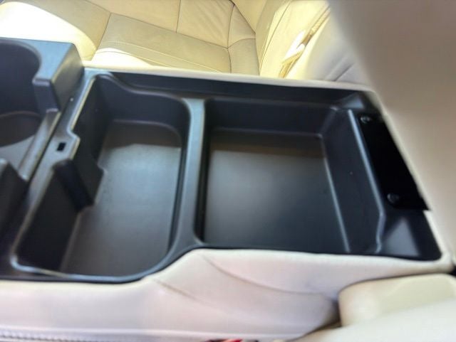 2013 Lincoln MKS Base