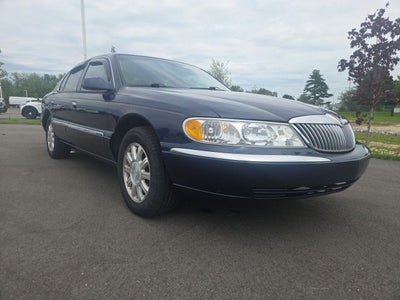 2002 Lincoln Continental Base