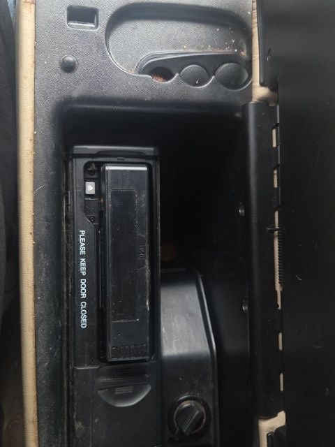 2002 Lincoln Continental Base