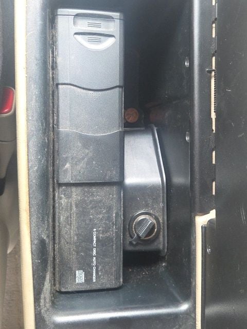 2002 Lincoln Continental Base