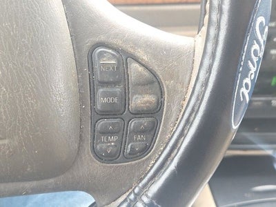 2002 Lincoln Continental Base