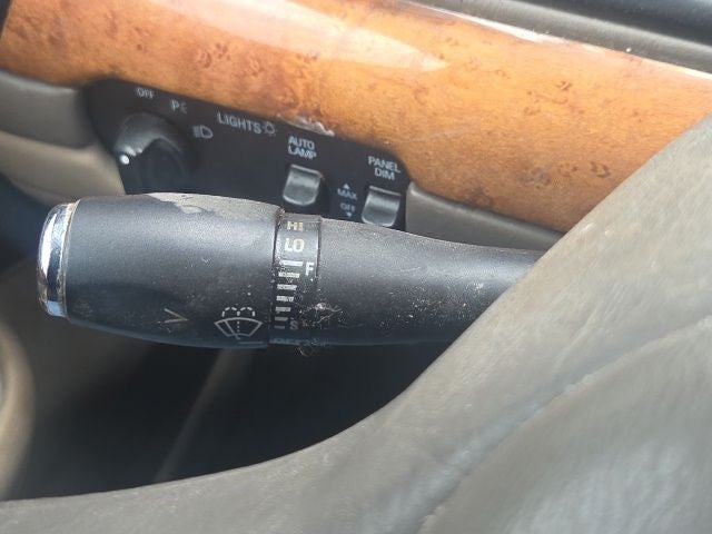 2002 Lincoln Continental Base