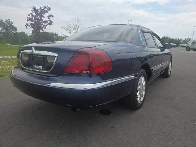 2002 Lincoln Continental Base