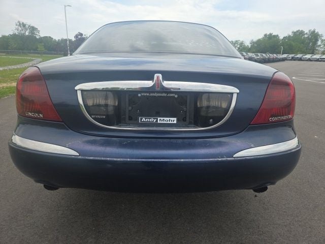 2002 Lincoln Continental Base