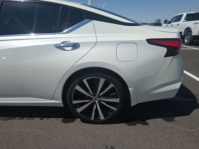 2020 Nissan Altima 2.0 Platinum