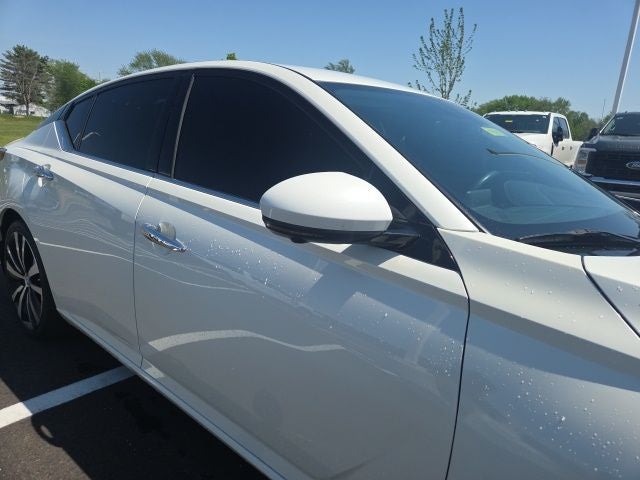 2020 Nissan Altima 2.0 Platinum