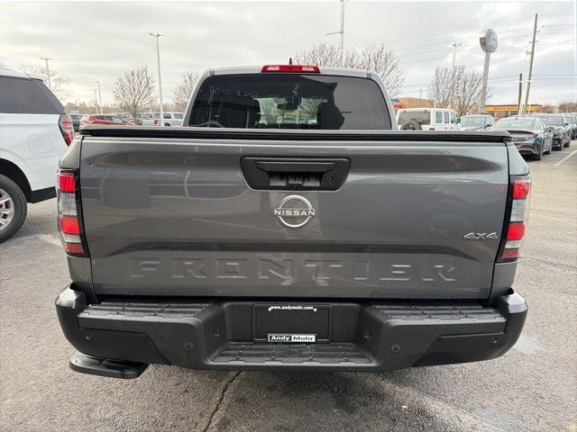 2022 Nissan Frontier S
