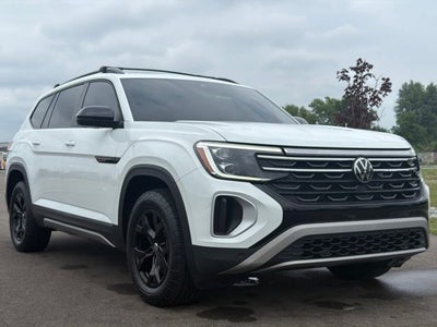 2024 Volkswagen Atlas 2.0T Peak Edition SE w/Technology