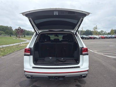 2024 Volkswagen Atlas 2.0T Peak Edition SE w/Technology