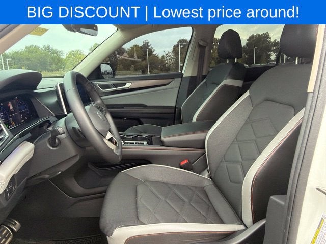 2024 Volkswagen Atlas 2.0T Peak Edition SE w/Technology