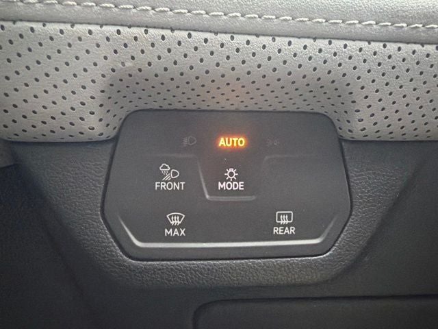 2024 Volkswagen Atlas 2.0T Peak Edition SE w/Technology