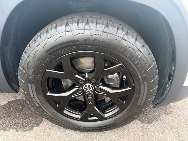 2024 Volkswagen Atlas 2.0T Peak Edition SE w/Technology