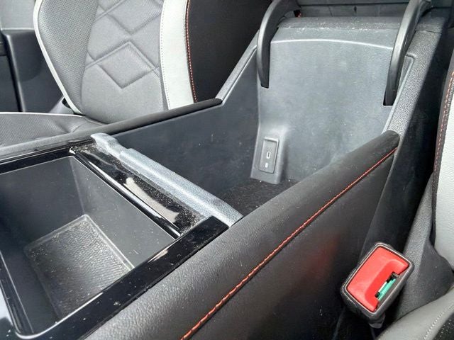 2024 Volkswagen Atlas 2.0T Peak Edition SE w/Technology