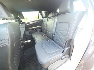 2024 Volkswagen Atlas Cross Sport 2.0T SE w/Technology