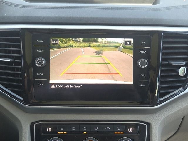 2022 Volkswagen Atlas 3.6L V6 SE w/Technology