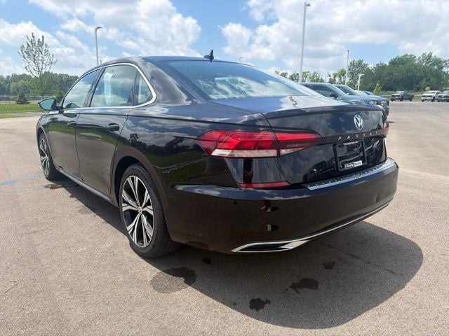 2022 Volkswagen Passat 2.0T SE