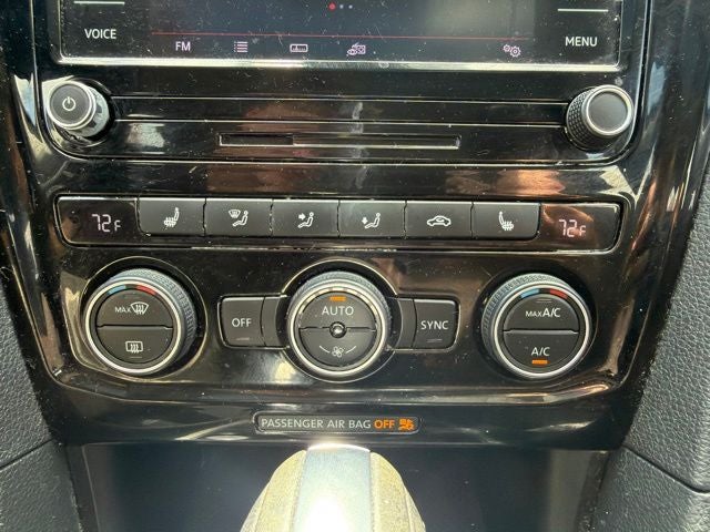 2022 Volkswagen Passat 2.0T SE