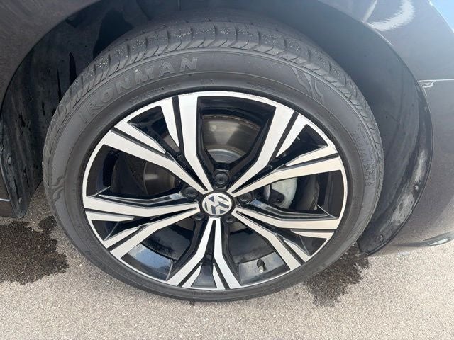 2022 Volkswagen Passat 2.0T SE