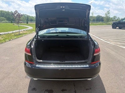2022 Volkswagen Passat 2.0T SE